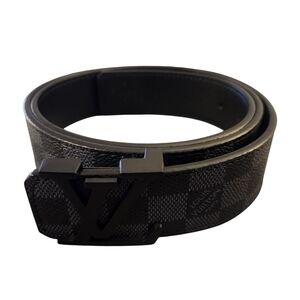 LV Black Belt